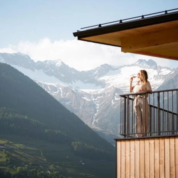 Lahnerhof Chalets - Mountain view and Sauna inclusive, hotel v mestu Lutago (Luttach)