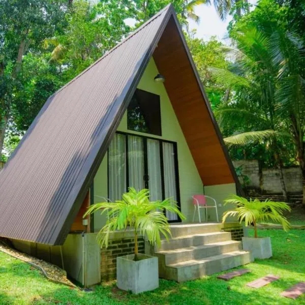 Osheen Homestay Sigiriya, hotel i Sigiriya