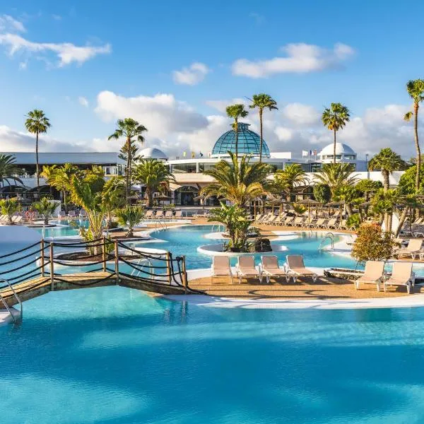 Elba Lanzarote Royal Village Resort, hotel v destinaci Playa Blanca