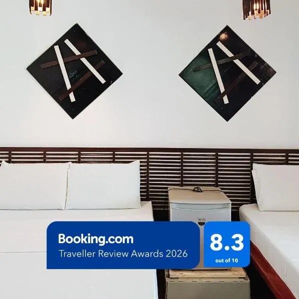 Hotel Elinas and Restaurant, מלון בטוגגראו סיטי