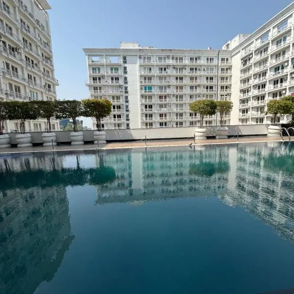 The Amerin Suites , Gomti Nagar Lucknow โรงแรมในVibhuti Khand