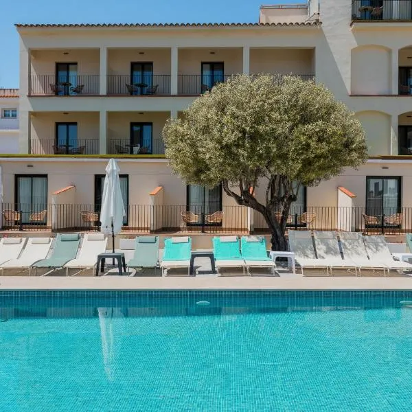 Hotel Coral Boutique by gaiarooms, hotel di L'Estartit