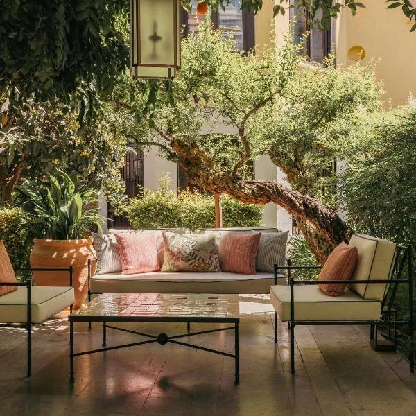 Hospes Palacio de los Patos, a Member of Design Hotels, hotel din Granada