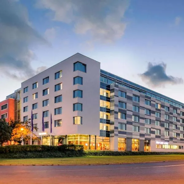 Mercure Hotel Frankfurt Eschborn Helfmann-Park, hotel u gradu 'Eschborn'