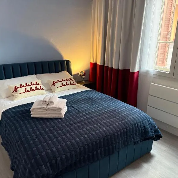 Central Menton Beach Retreat 2, מלון במנטון