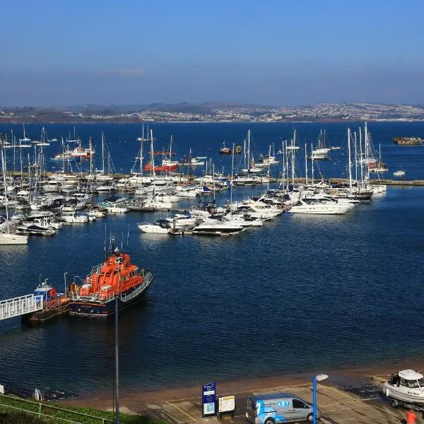 Devoncourt Devoncoast SeaView Apartments, hotel v destinaci Brixham