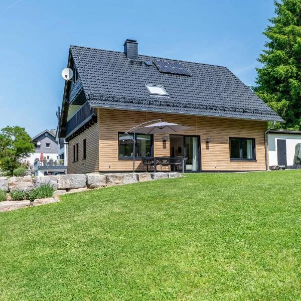 Design-Apartment mit Garten, hotel di Langenbach