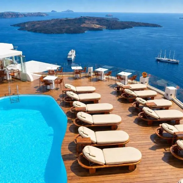 Sun Rocks Boutique Hotel - Caldera View Suites & Sunset Dining Experience โรงแรมในฟิรอสเตฟานี