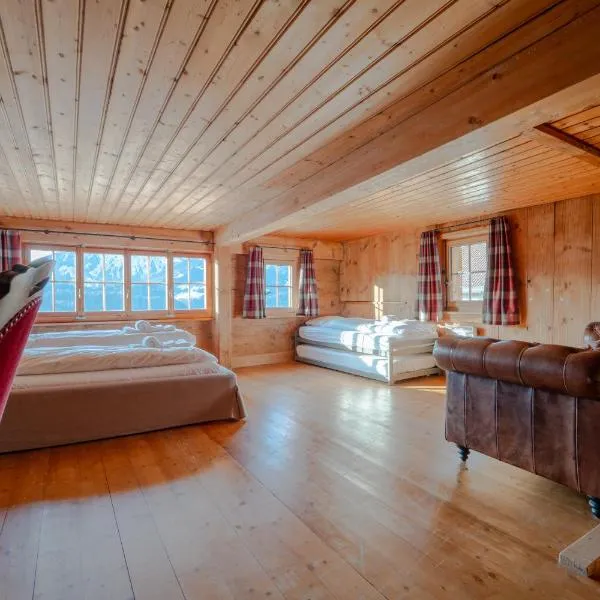 Spacious 3 bedroom Chalet near Flims, hotelli kohteessa Trin