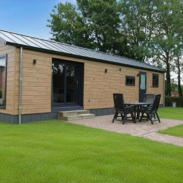 Nieuw!! Chalet De Luxe 4 persoons met airco, hotel di Oirsbeek