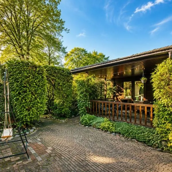 Me-Time Chalet "De Jungle", Hotel in Hattemerbroek