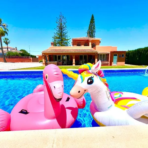 VILLA SUMMER SOL Mediterránea, хотел в Алаурин де ла Торе