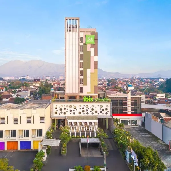 Ibis Styles Malang, hotell i Malang