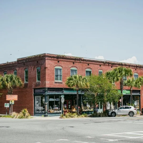 The Montgomery by Visit Apalach, hotel in Apalachicola