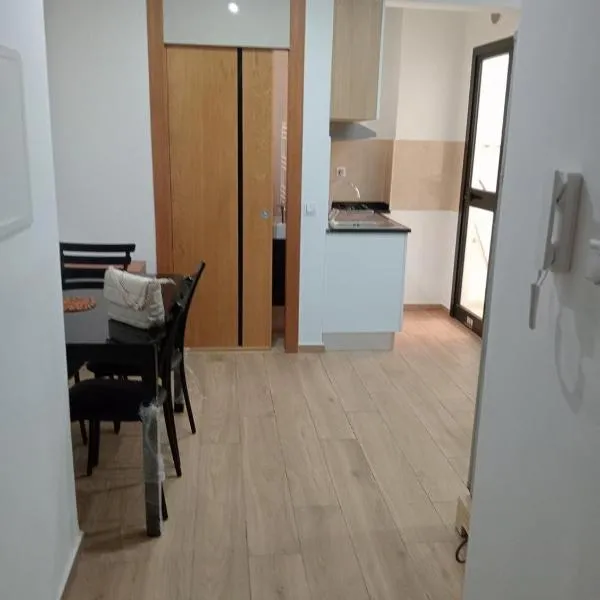 Un Studio haut standing à Monastir, hotel v Monastirju
