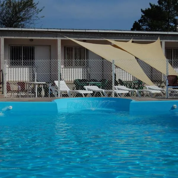 Hotel París, hotel v destinácii Poio