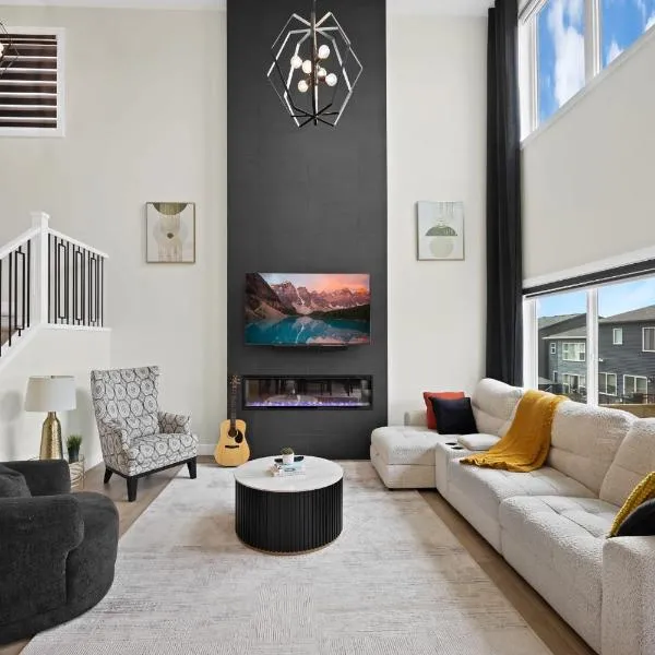 NEW Upscale Home, Kitchen, BBQ, AC, Backyard & more, hotell sihtkohas Calgary