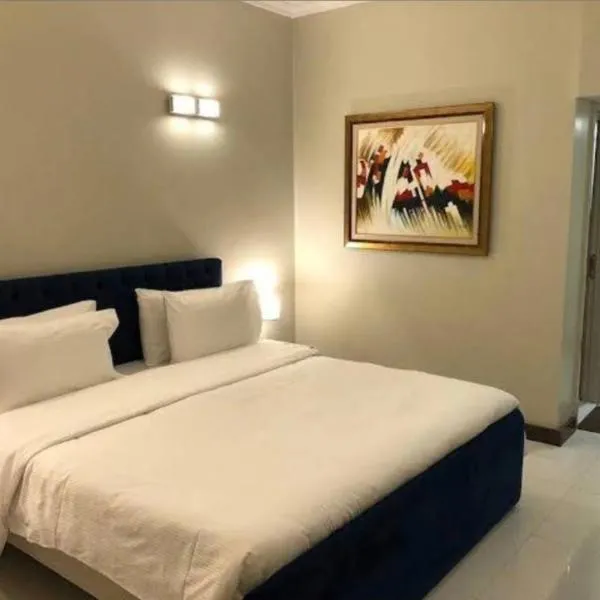 Galaxy Family Hotel Karachi Airport, Hotel in Karatschi