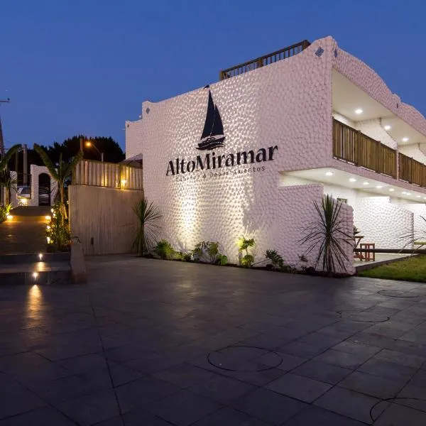 Altomiramar, hotel a El Quisco