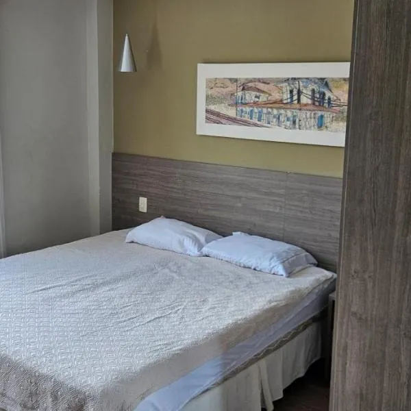 Alugo Suite 303 No Mont Blanc, hotel in Nova Iguaçu