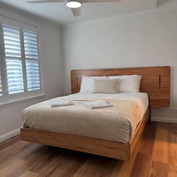 Baker three apartments, hotel en Kaniva