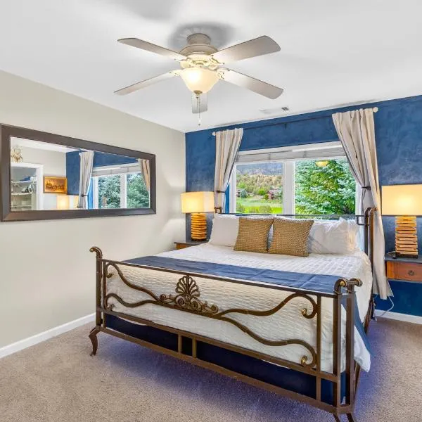 Mountain & Golf View Condo - Complimentary Spa Kit & Local Perks, ξενοδοχείο σε New Castle