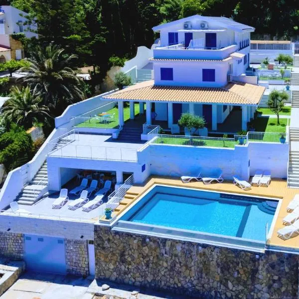 White Coral Exclusive Waterfront Villa Residence Shared Infinity Pool & Private Sea Access, hotel din Santa Flavia