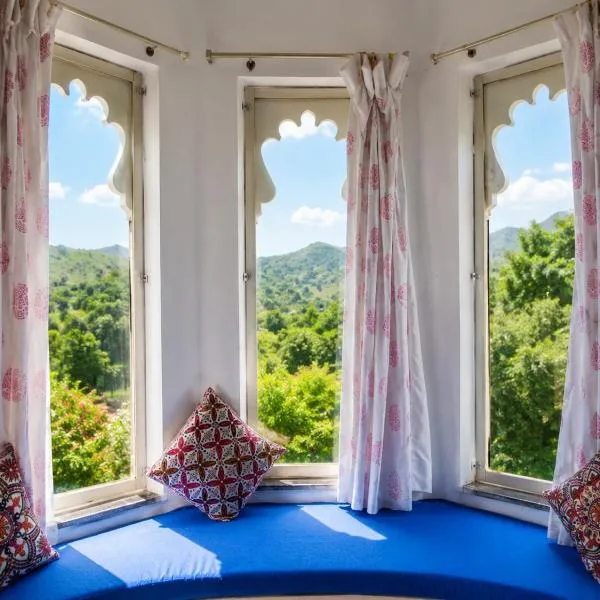 Jag Aravali Retreat, Udaipur, hotelli kohteessa Nāi