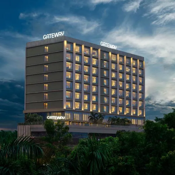 Gateway Ahmedabad Sindhu Bhavan, hotel in Ahmedabad