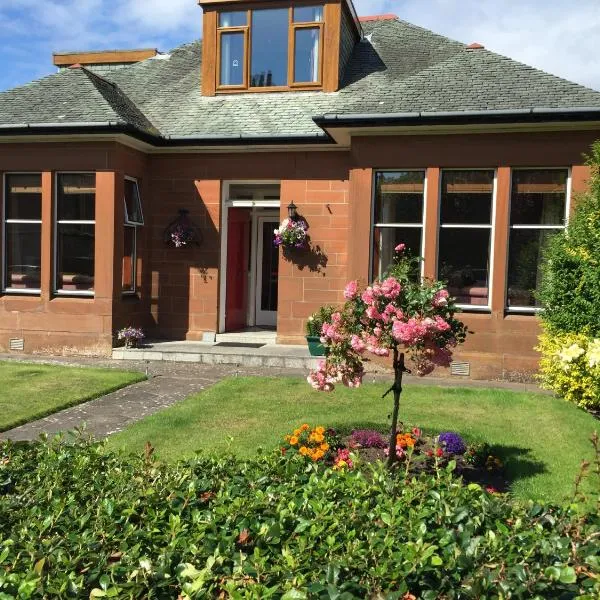 Blackburn Villa B&B, hotel v destinaci Ayr