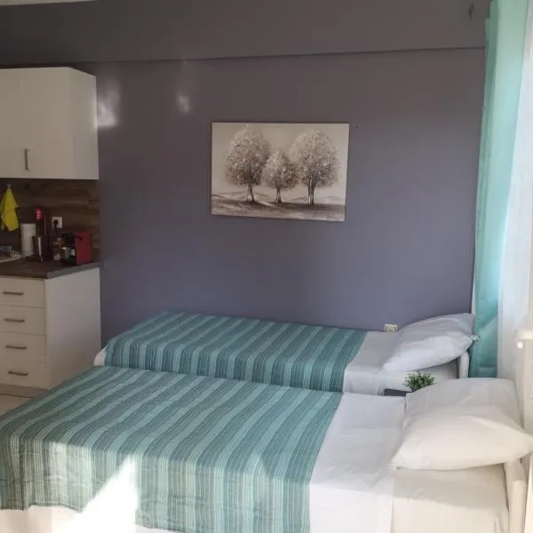 Αλέξανδρος 4, hotel u gradu Mirina