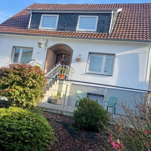Pension Hoffmann Remscheid, hotel di Remscheid