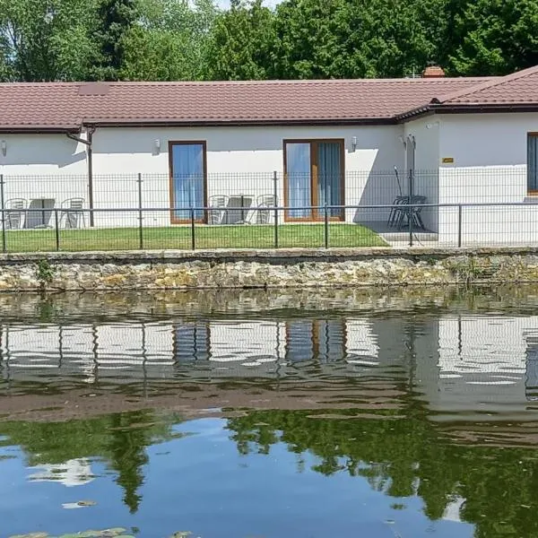 Apartamenty przy Starym Basenie, hotel v destinaci Sobótka