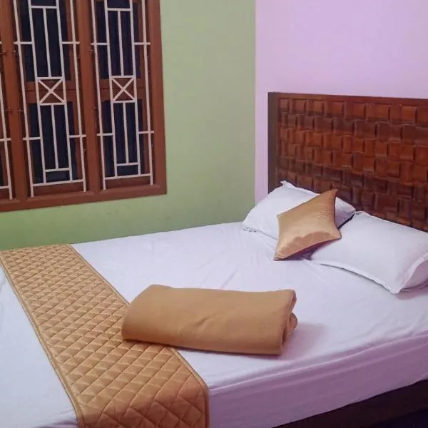 Aarye Residency, хотел в Tirukkadaiyūr