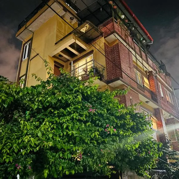 Mums Homestay & Apartment-A Real Homestay Experience, hotel v destinaci Kathmandu