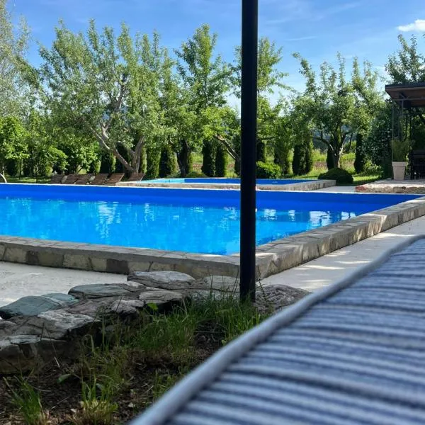 Plava Zora, hotel u Kolašinu
