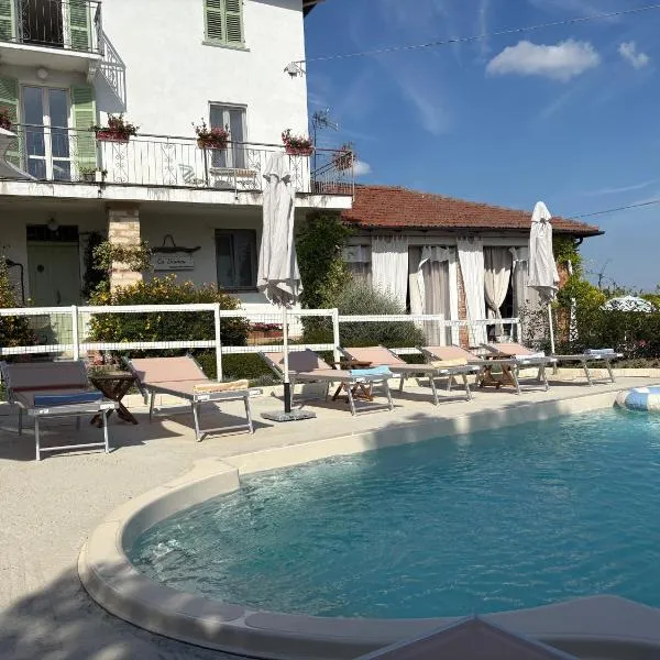 Cà Bianca, hotel Casorzóban