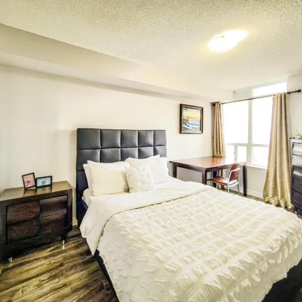 Modern 2BR 2BA, Pool & Gym, By Square One & YYZ, Hotel in Mississauga