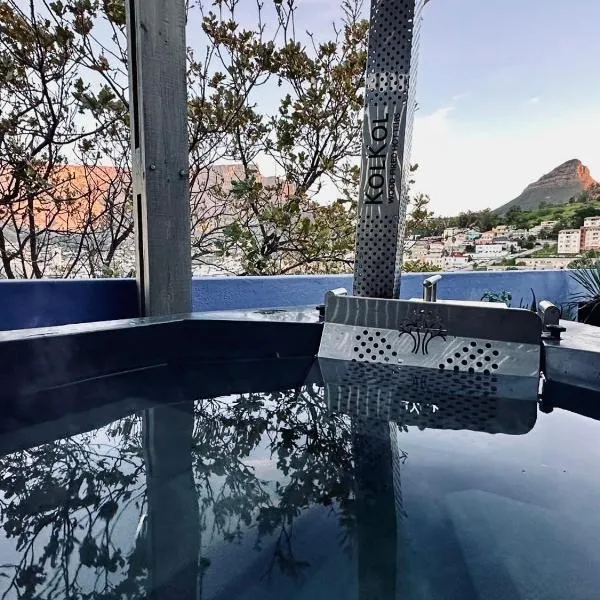 City Penthouse with Table Mountain views & hot tub, hotel a Città del Capo
