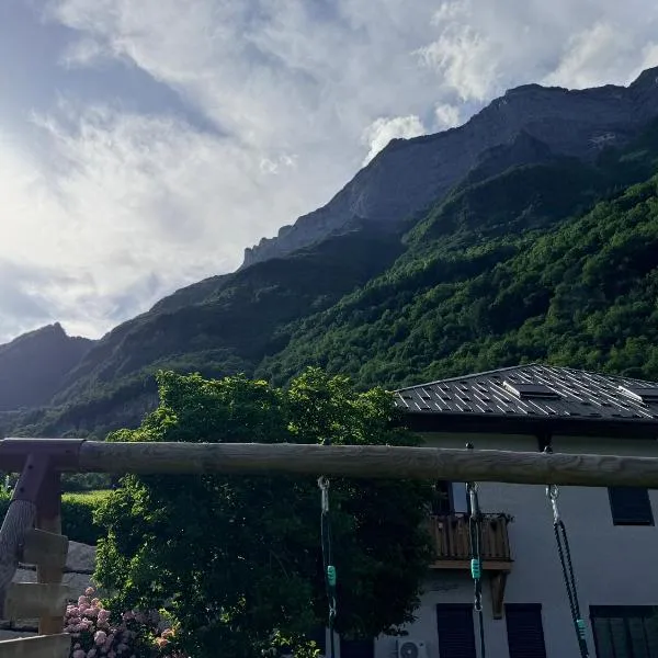 L Arcluzette, hotel u gradu 'Fréterive'