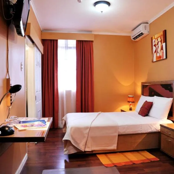 Culture Crossroads Inn, hotell i Port-of-Spain