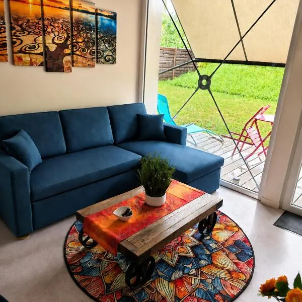 Le Cercle de Victoria stationnement privé petit déjeuner compris, hôtel à Bourges
