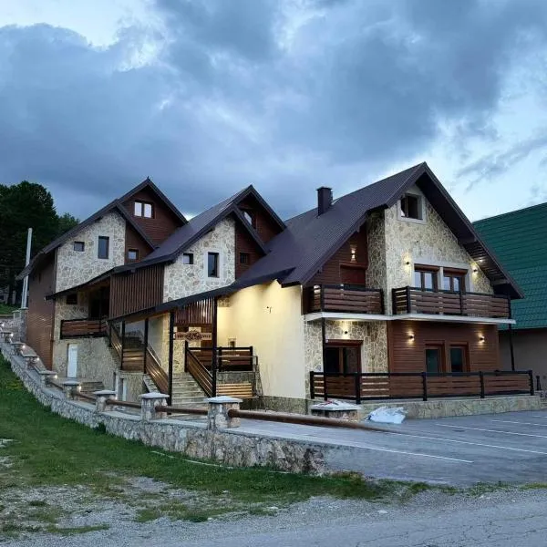 Tri ville, hotel na Žabljaku