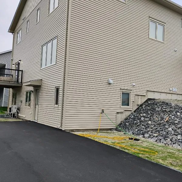 Apartment in Fredericton, hotel u gradu Frederikton