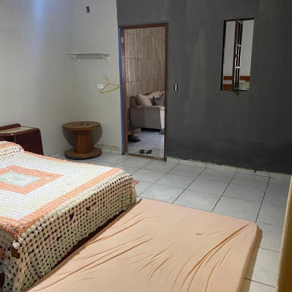 Casa aconchegante 10 minutos da praia - Foto 2