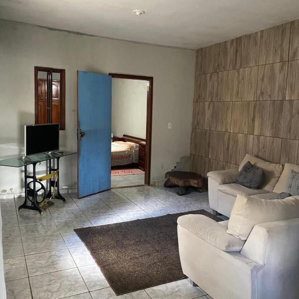 Casa aconchegante 10 minutos da praia