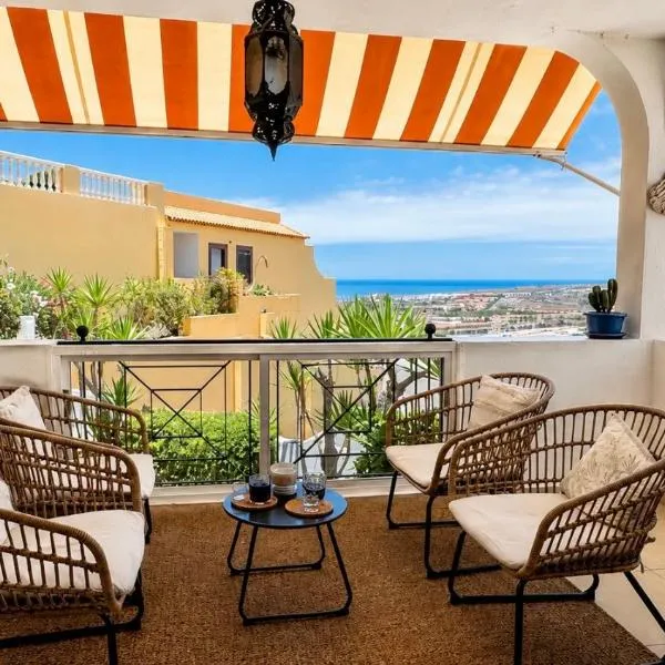 Enchanting Suite, Tenerife Panoramic View, hotel v destinácii Adeje