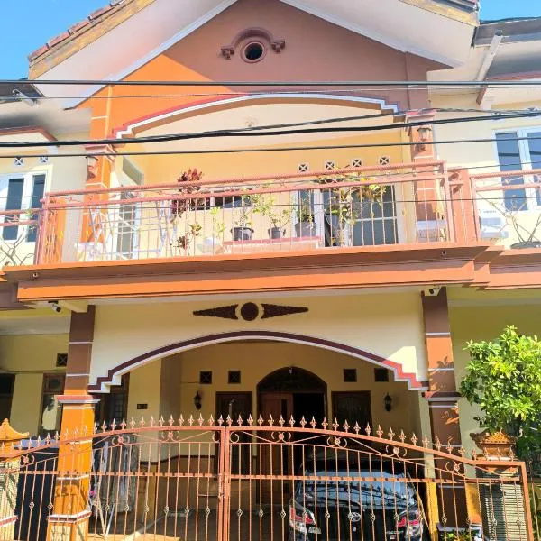 Sierra Homestay Malang, hotel u gradu Ngadipuro