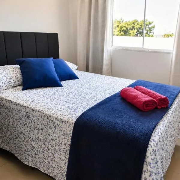 Viesnīca Casa Duplex Esperança - Ar e Garagem Privativa pilsētā Bomžezusa da Lapa