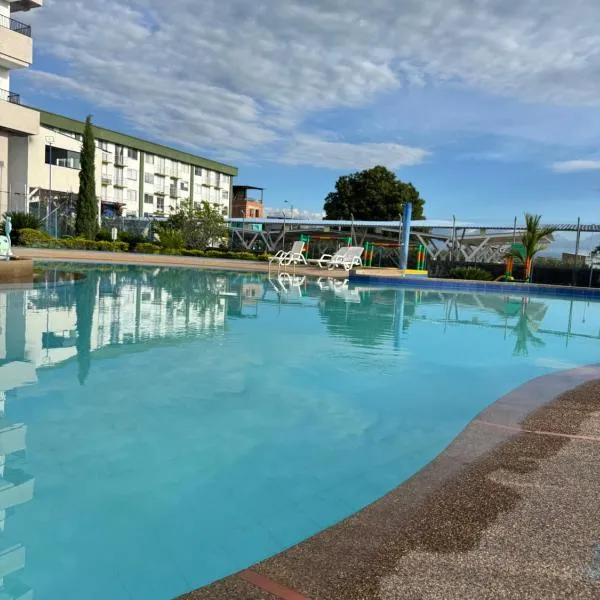 Apartamento cerca parque del Café con Piscina, hotel v destinácii Montenegro